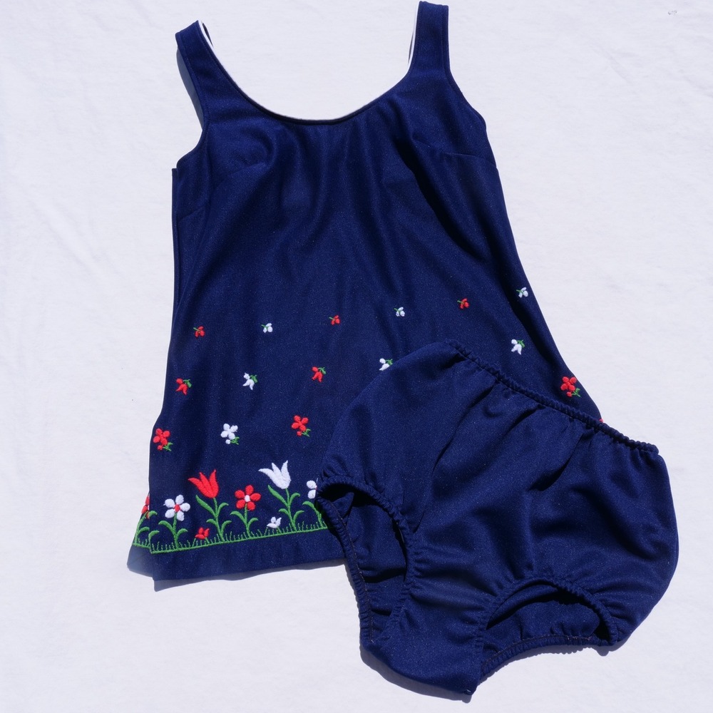 Cute vintage 70s Rovi Sportswear embroidered two piece swim‎ suit